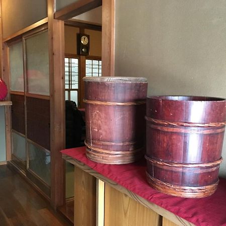 Hotel Fuji House à Takayama  Extérieur photo